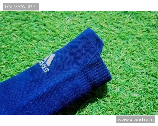 夏天足球袜的选择与搭配技巧让你在炎热天气中依然保持舒适与时尚